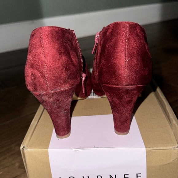 Journee Collection Footwear Heels - Picture 6 of 11
